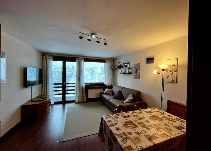 Cervinia Ski In Ski Out - Spacious Apartment