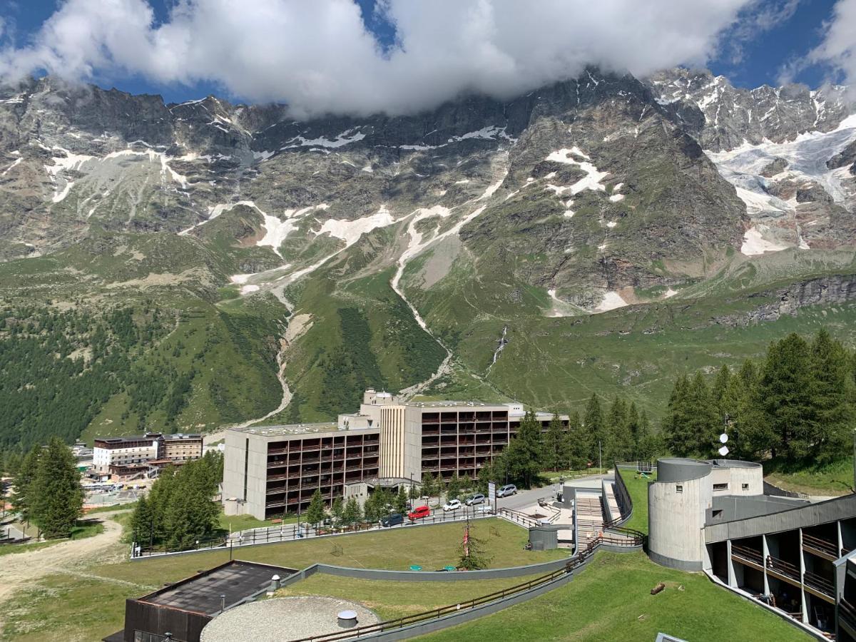 Cervinia In Out - Spacious Apartment